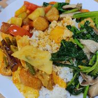 Economy rice at Tze Ern Vege Restaurant 慈恩素食 in Kuala Lumpur