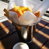 Chips with vegan mayo at Due South in Albany