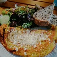 Vegan omelette at Coolinart in Bucharest