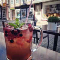 Haus-Eistee Himbeere at Le Feu in Celle