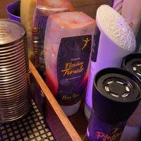 All sauces on the table are vegan  at Peter Pane in Leipzig