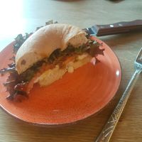 Caprese-Bagel at Vrohstoff in Wurzburg