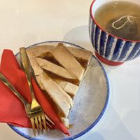 Apricot tart & white tea   at Ziga in Verona