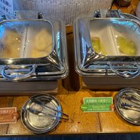 Naan and Vegan Naan at Nataraj - Harajuku Omotesando in Tokyo