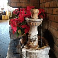 The fountain at Naradeva Thai in Orlando