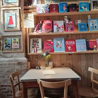 Inside table at Sullaluna in Venice