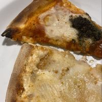 Quatro queijos (maravilhosa!!) e pesto (muito boa tb) at Fratelli Basilico in Sao Paulo