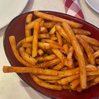 Las papas también son muy ricas. at Flour & Barley in Las Vegas