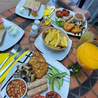 Vegan breakfast at Mango Cafe in Mijas