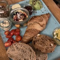 🤔 at Blackbird in Bruges