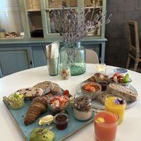 The day can’t start any better like this !  at Blackbird in Bruges