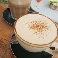 Chai latte and coffee latte at Blackbird in Bruges