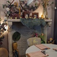 Decor at Blackbird in Bruges