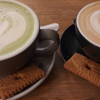 Matcha and cappuccino at Blackbird in Bruges