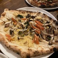 Vegan white pizza  at Pizzeria Tranquillo in Onomichi