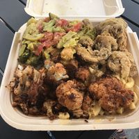 Cauliflower, mushrooms, Mac&cheese at Sweet Soulfood in New Orleans