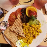 vegan full monty! (minus beans) at Simon's Coffee House in Sarasota