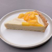 mango & orange raw tart at L for You in Tokyo