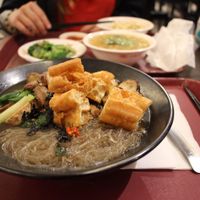 DIY glass noodle soup at Vege Creek 蔬河 - 101 in Taipei
