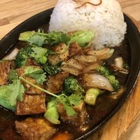 Vegan sizzling rice at Dundas in Vancouver