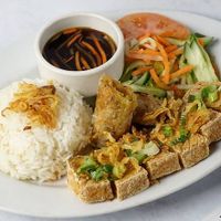  at Dundas in Vancouver