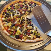 Vegan pizza at Cousin Vinnie's NY Pizza Cafe in San Juan Island