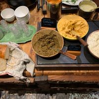 Tartinades et sauces illimitées at Hermans in Stockholm