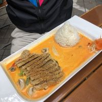 Vegan duck with curry sauce   at Good Morning Vietnam Vegan in Berlin