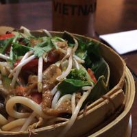 udon noodles with veggies, tofu and seitan at Good Morning Vietnam Vegan in Berlin