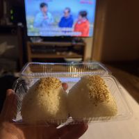 Sesame seed omusubi  at Omusubi Gonbei in Musashino