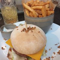  at Ellis Gourmet Burger in Mechelen