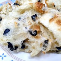 close up.. light and airy at La Bonne Tarte in Seoul