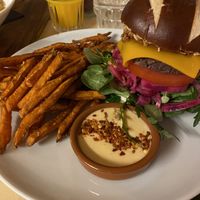 Cheeze burger  at BACKYARD in Rotterdam