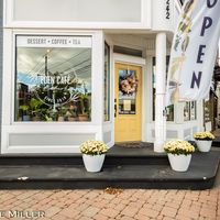 Exterior of Eden Café at Eden Cafe & Bakeshop in Batavia