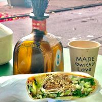 Unhygienic and disappointing. The food looked messy, the area felt dirty, and I immediately regretted ordering. Definitely not recommended. at Mr Blou I Love You in Amsterdam