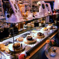 Theke at OmaRosa in Dortmund