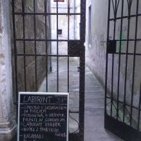 entry at Labirint in Koper
