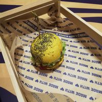 Mini burger at Flower Burger in Bergamo