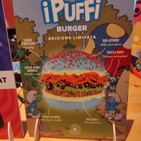 Smurf menu at Flower Burger in Bergamo
