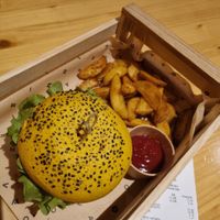  at Flower Burger in Bergamo