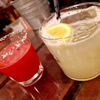 Red fruits margarita and lemonade at Raiz in Sintra