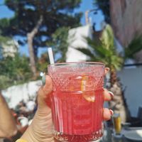 Limonada de frutos vermelhos at Raiz in Sintra