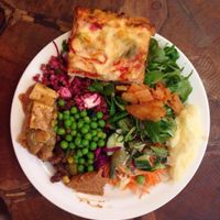 Plate for around 5€: Quiche, tofu and soy protein stews, fresh vegs and salads at Country Life - Vodickova in Prague