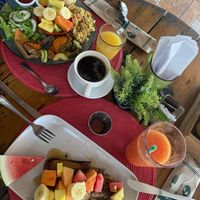 Complete breakfast and French toast   at Aroma Coffee Bar in Cahuita