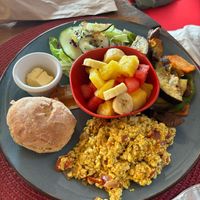 Complete breakfast at Aroma Coffee Bar in Cahuita