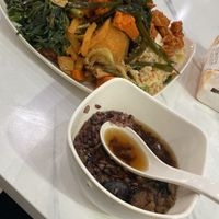 Vegan Buffet food. And I thought that was soup, but it was tea. So. Tea and rice… happy accident.  at Shang Yun in Shenzhen