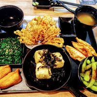 日式 好吃的恰到好處 at Saute-san 素特-さん in Central Singapore