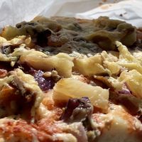 The pizza is top notch. I would drive from Brisbane just to have this again  at Flour of Life Bakery in Helensvale