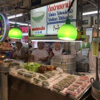 Look out for this stall near the food court seating area at Kuy Chai Aa Ma- Dumpling Stall กุ๋ยฉ่ายอาม่า in Bangkok