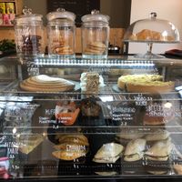 Vegan options marked with a (v)  at Trago in Leipzig